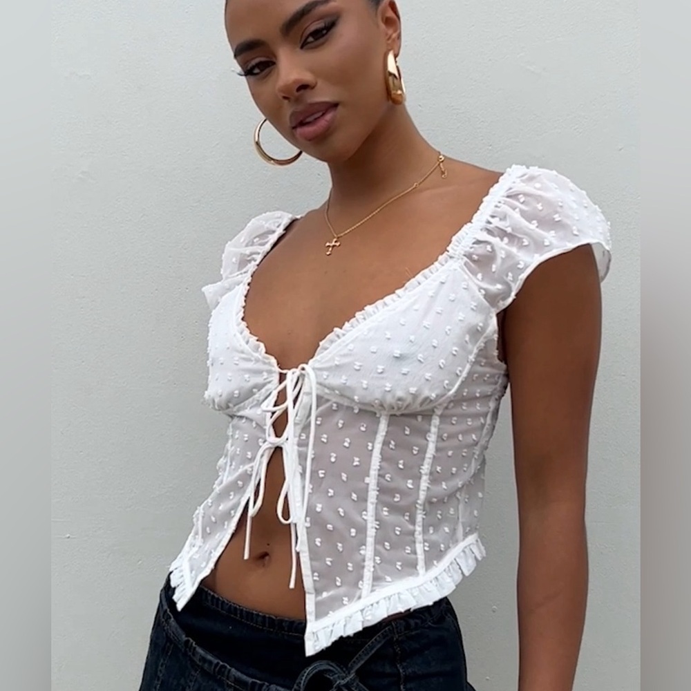 NWOT Princess Polly Elvia Top White